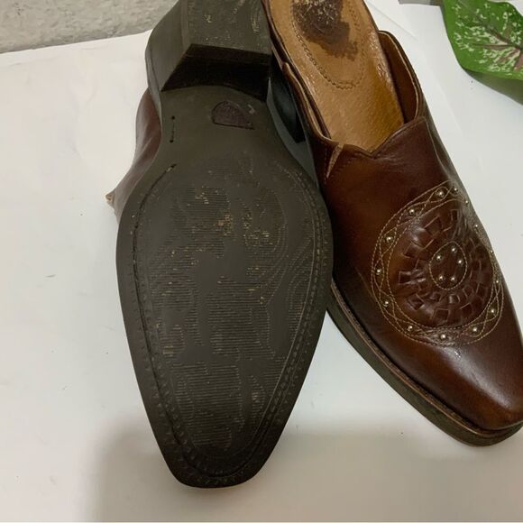 Ariat slip on medallion western studded mules SZ 6.5 B - Picture 15 of 16